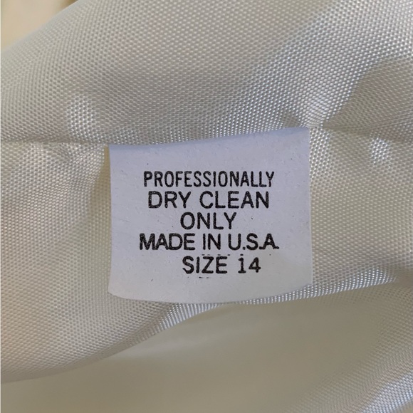 Vintage 80s Sweetbriar Linen Ivory Blazer - Picture 7 of 7